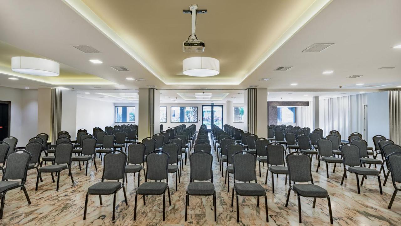 Hotel Parque Real Ciudad Real Ngoại thất bức ảnh