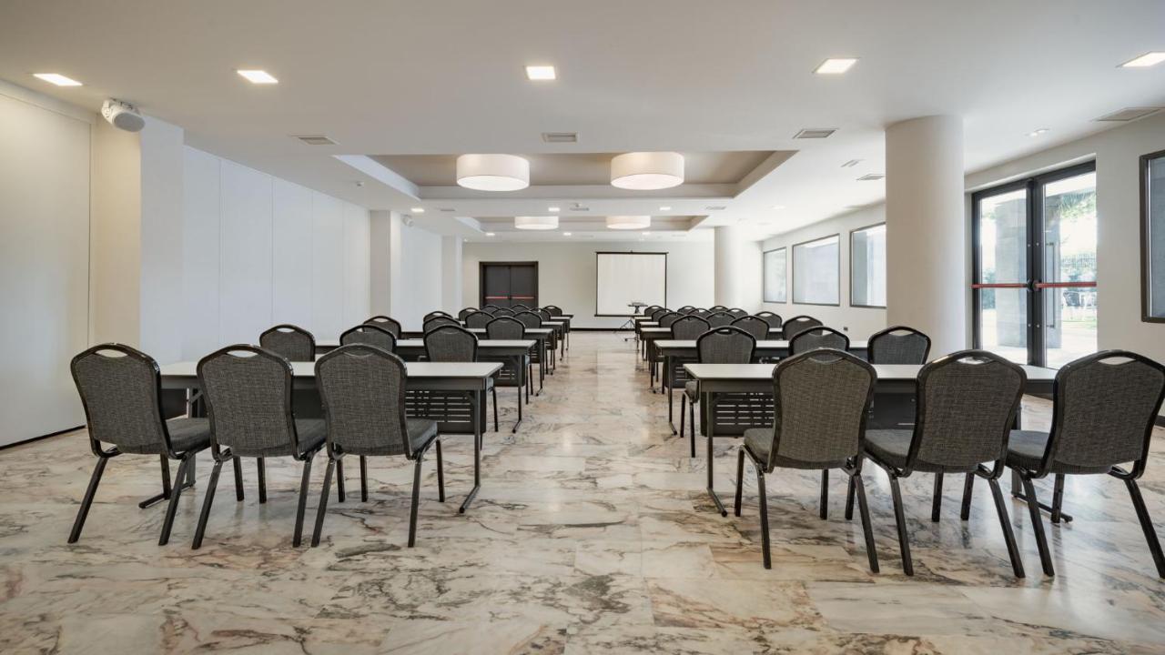 Hotel Parque Real Ciudad Real Ngoại thất bức ảnh